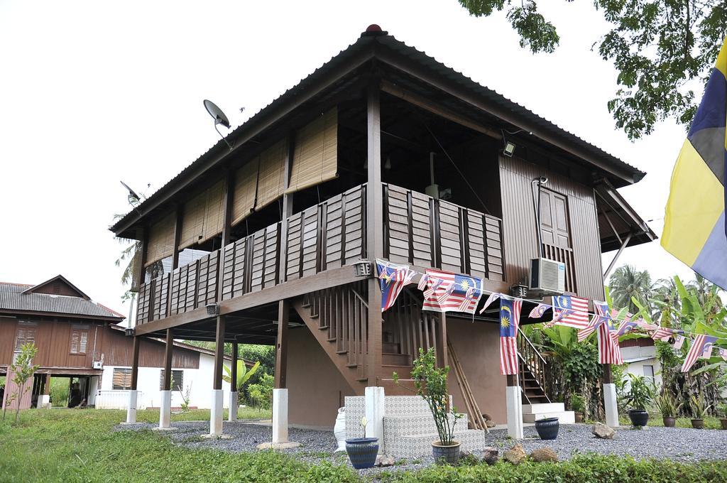 Kejora Homestay Kangar Exterior foto