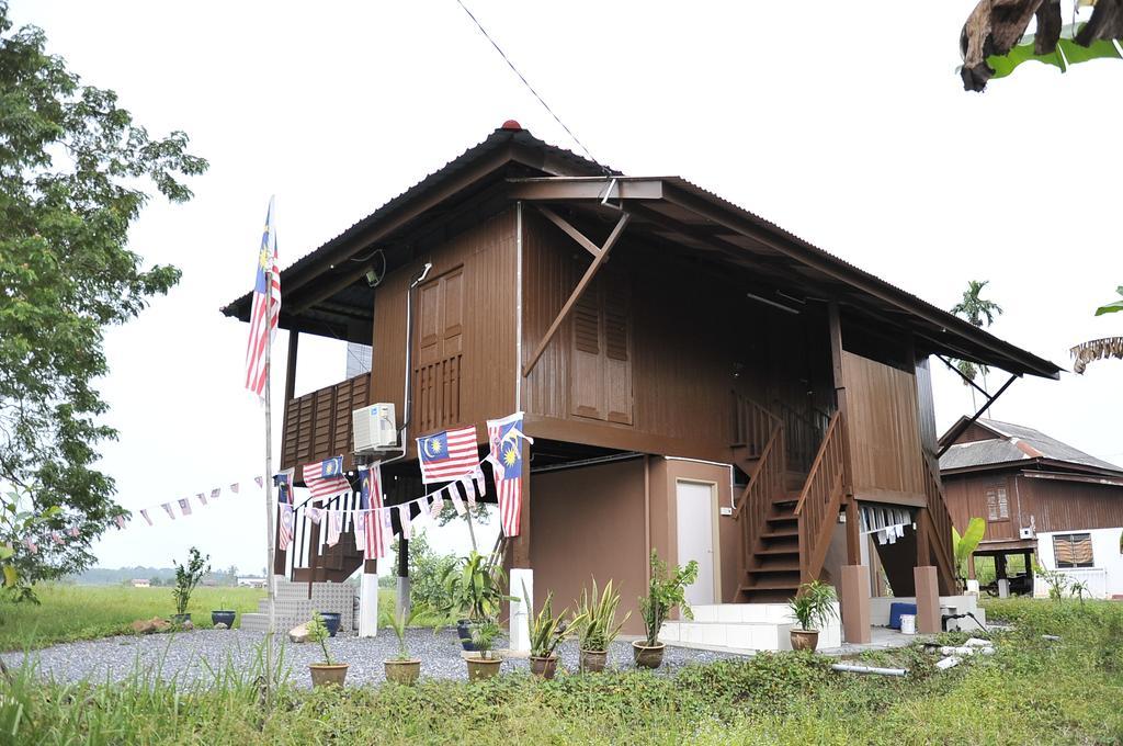 Kejora Homestay Kangar Exterior foto